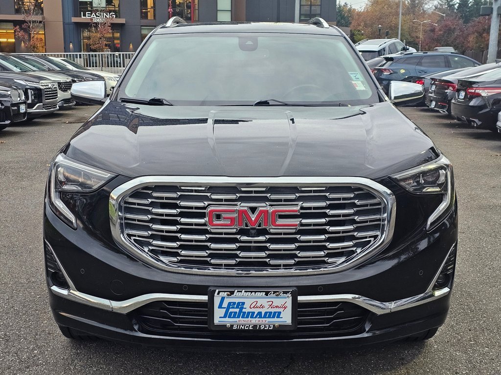 Used 2018 GMC Terrain Denali w/ Advanced Safety Package image 2