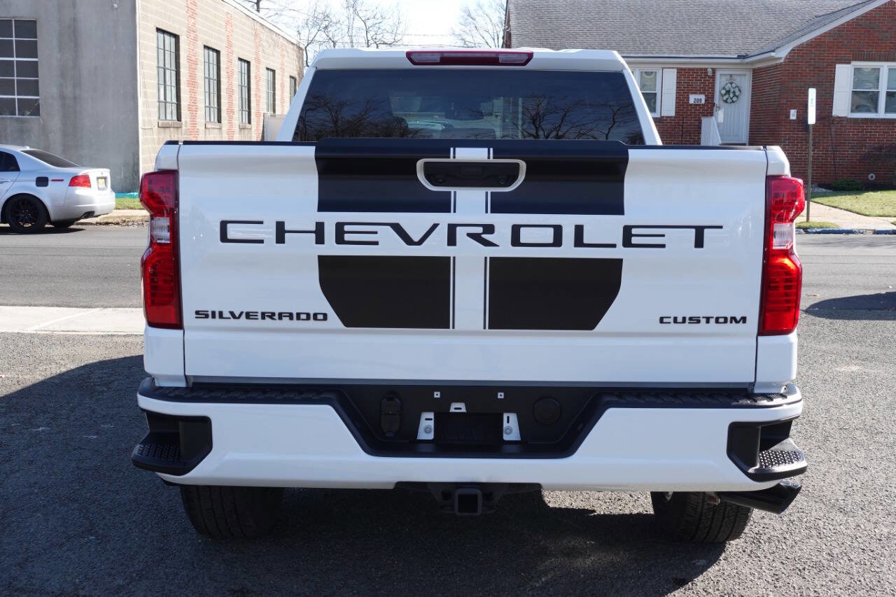 Used 2024 Chevrolet Silverado 1500 Custom w/ Rally Edition AWD/4WD image 9