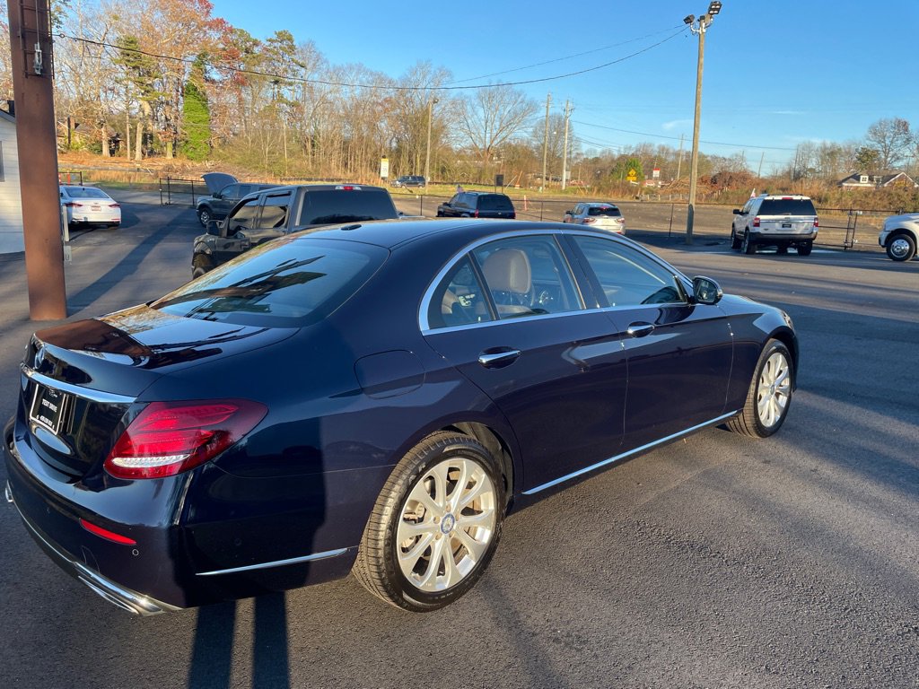 Used 2017 Mercedes-Benz E 300 image 6