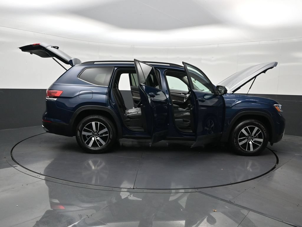 Used 2022 Volkswagen Atlas SE FWD image 29