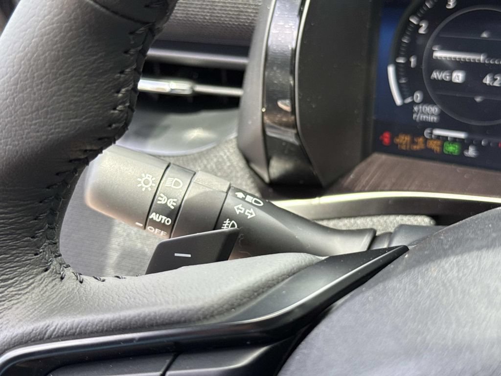 New 2026 Subaru Outback Limited AWD/4WD image 40