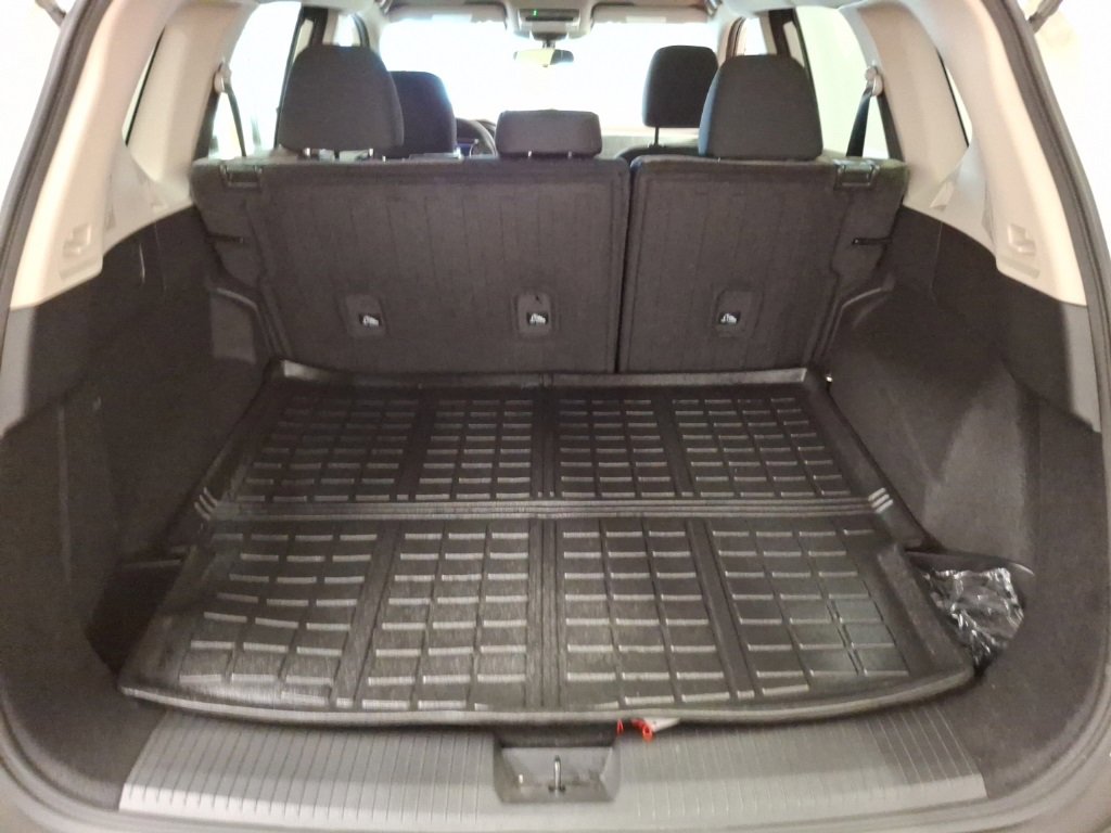 Used 2023 Nissan Rogue SV image 11