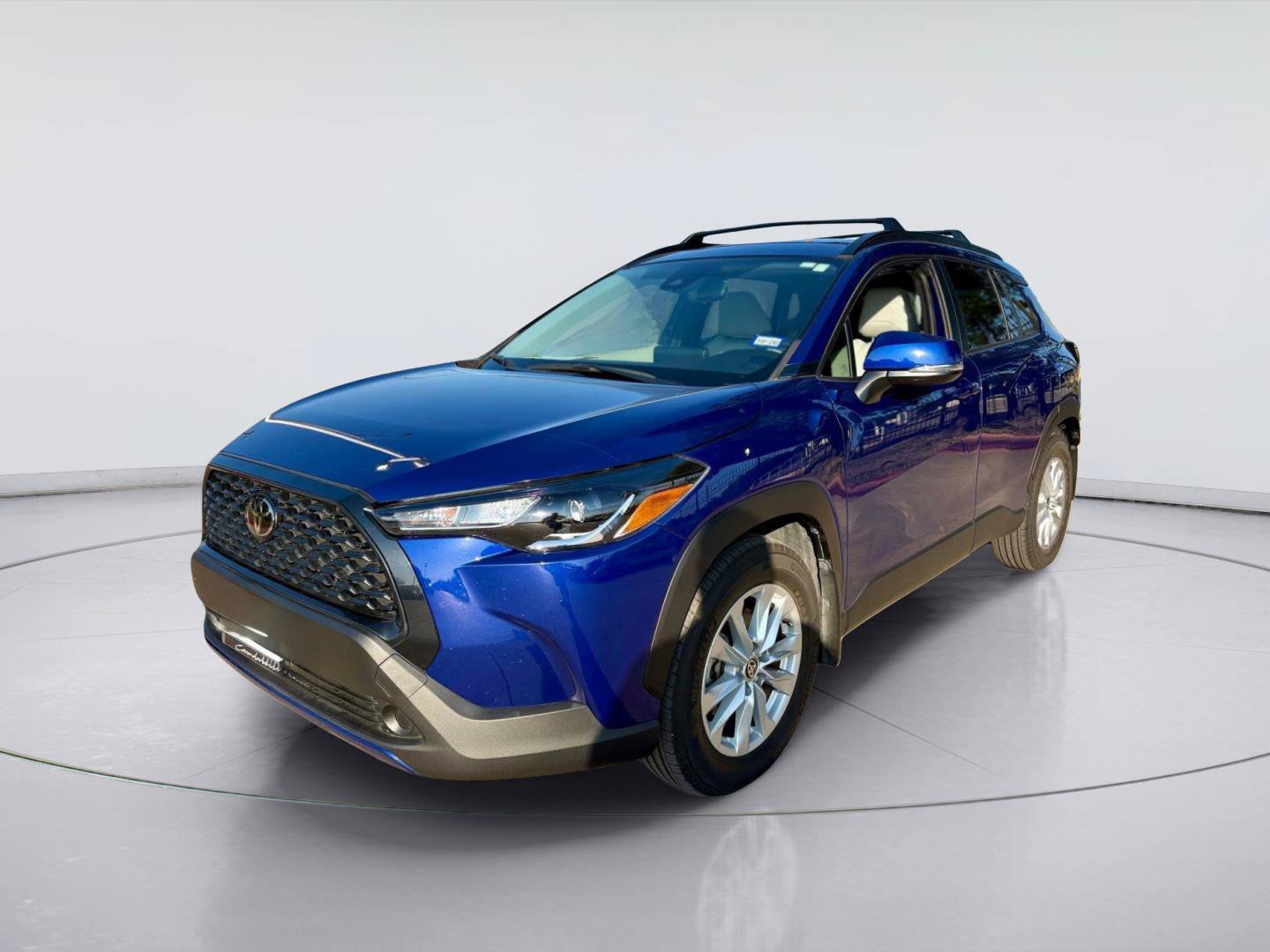 Used 2022 Toyota Corolla Cross LE w/ Moonroof Package FWD image 7