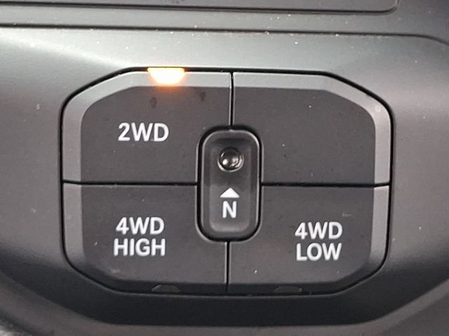 Used 2026 RAM 2500 Big Horn AWD/4WD image 25