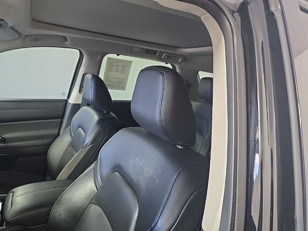 Used 2022 Nissan Pathfinder SL w/ SL Premium Package image 14