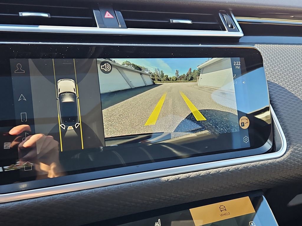 Used 2023 Land Rover Range Rover Velar R-Dynamic S image 16