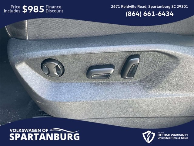 Used 2024 Volkswagen Atlas SE image 18