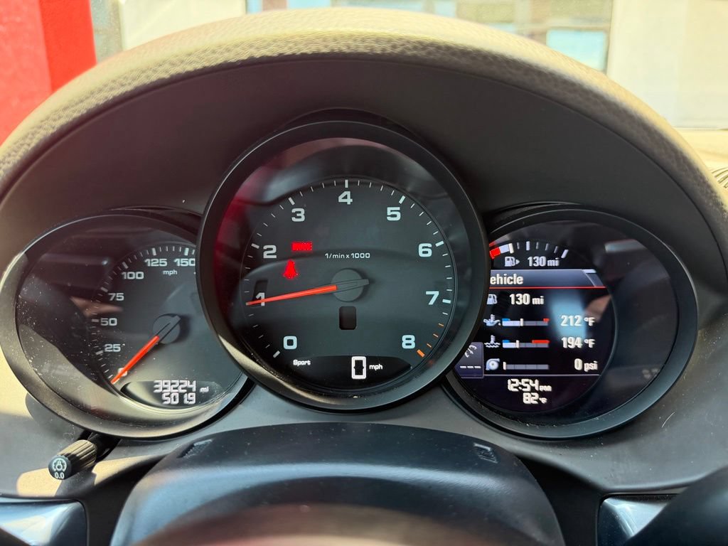 Used 2018 Porsche 718 Cayman RWD image 18