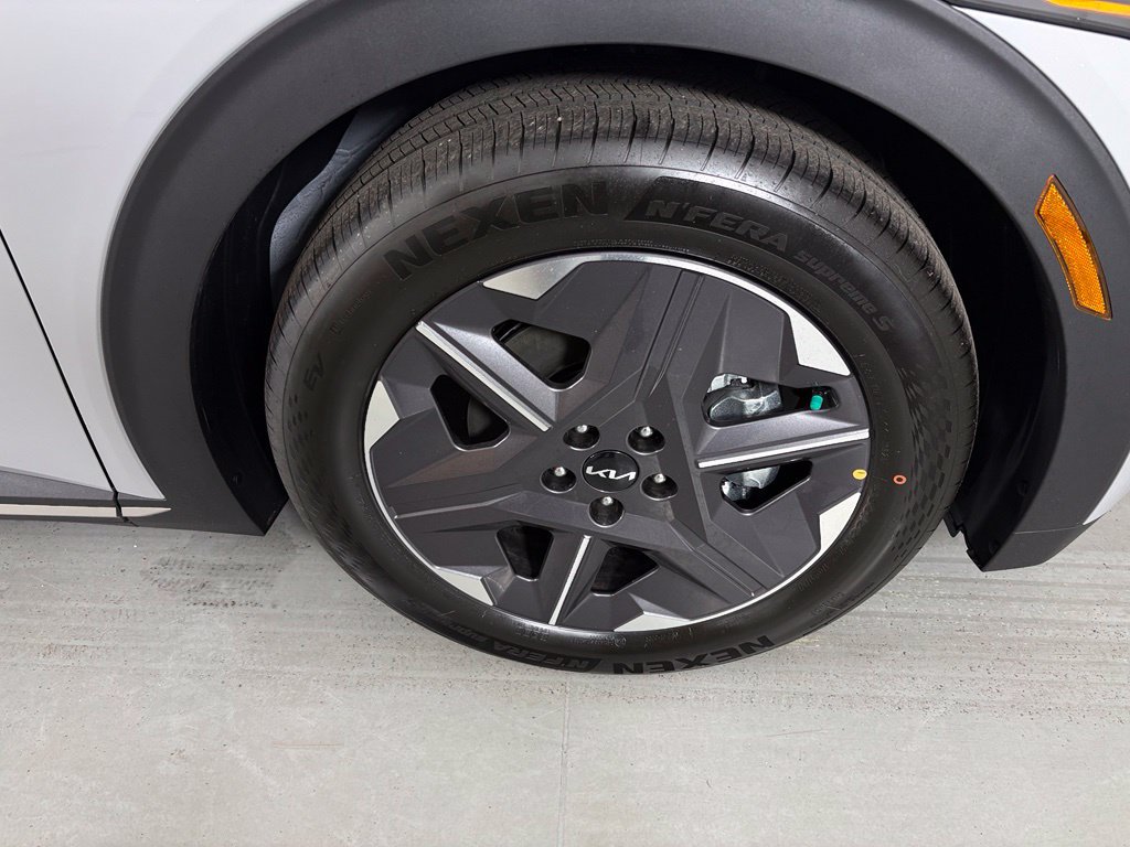 New 2026 Kia EV6 Light RWD image 10