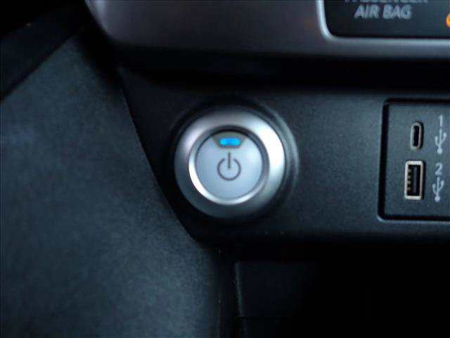 Used 2025 Nissan Leaf S FWD image 17