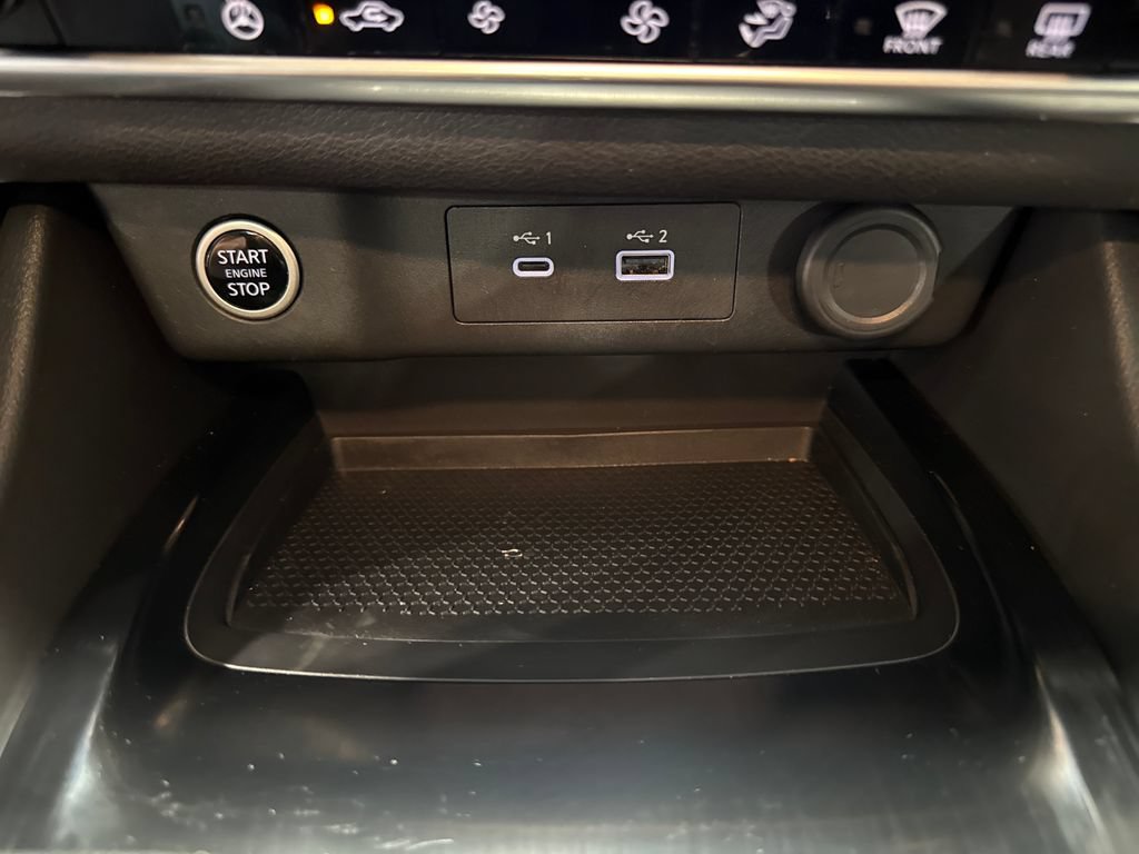 Used 2023 Nissan Rogue SV AWD/4WD image 19