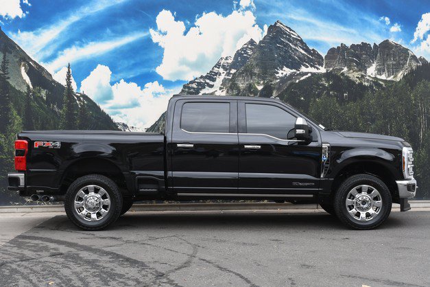 Used 2024 Ford F350 King Ranch w/ Chrome Package AWD/4WD image 2