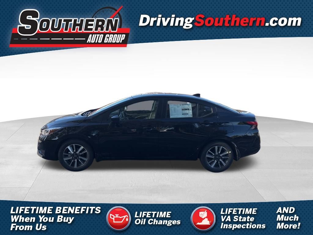 New 2025 Nissan Versa SV w/ Trunk Package
