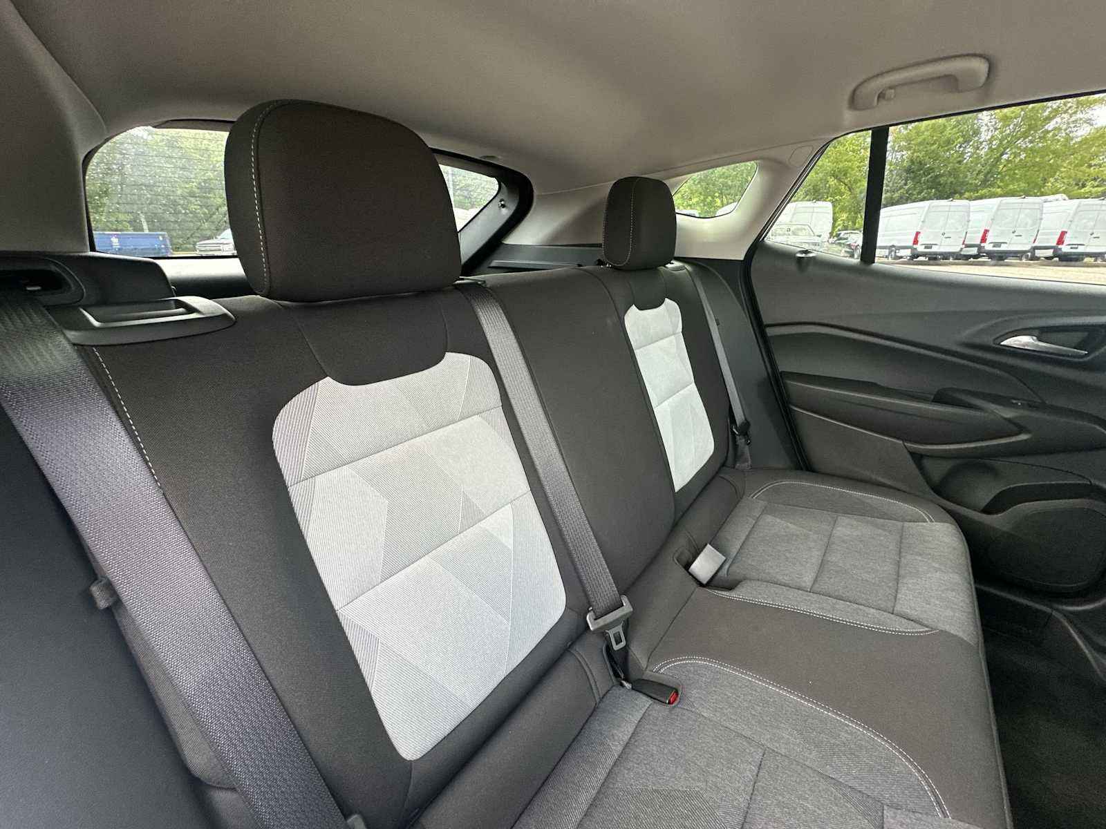 Used 2024 Chevrolet Trax LS w/ LS Convenience Package FWD image 22