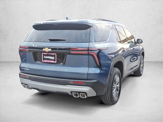 New 2026 Chevrolet Traverse LT w/ Driver Confidence Package image 2