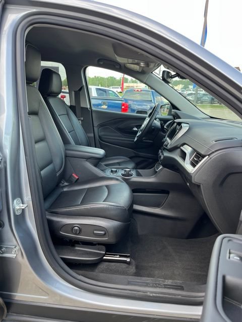 Used 2023 GMC Terrain SLT AWD/4WD image 15