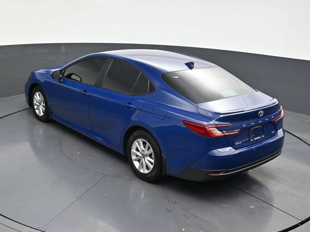Used 2025 Toyota Camry LE w/ Convenience Package FWD image 17