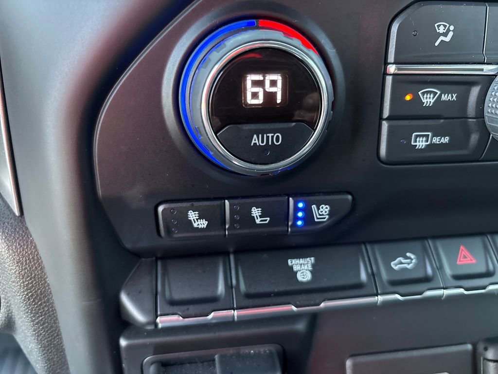 Certified 2022 Chevrolet Silverado 2500 LTZ image 29