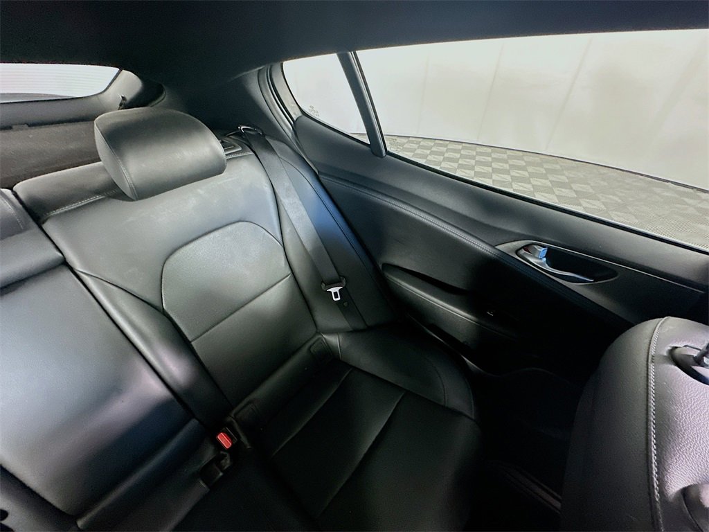 Used 2019 Kia Stinger GT image 14