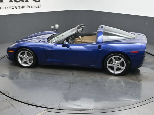 Used 2005 Chevrolet Corvette Coupe w/ Preferred Equipment Group RWD image 43