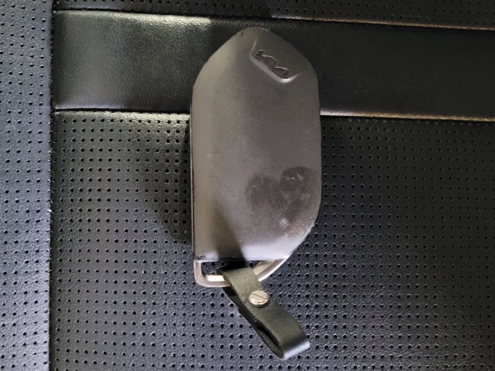 Used 2024 Kia Sorento S image 32