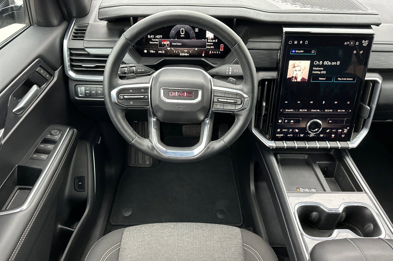 Used 2025 GMC Acadia Elevation image 14