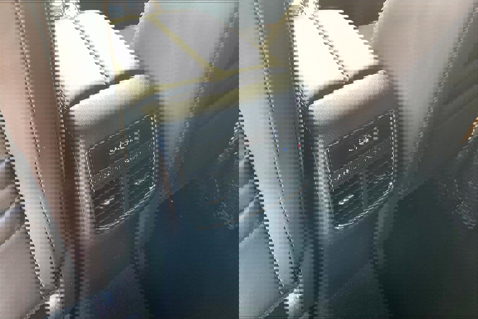 Used 2023 MAZDA CX-9 Signature image 41