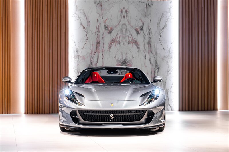 Used 2023 Ferrari 812 GTS RWD image 3