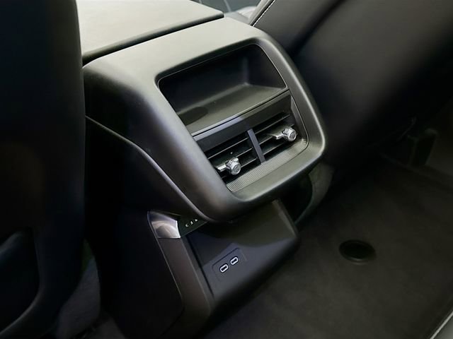 Used 2024 Cadillac Lyriq Tech image 26