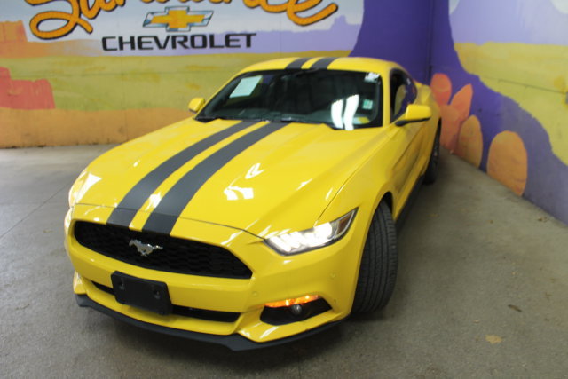 Used 2015 Ford Mustang Premium RWD image 4