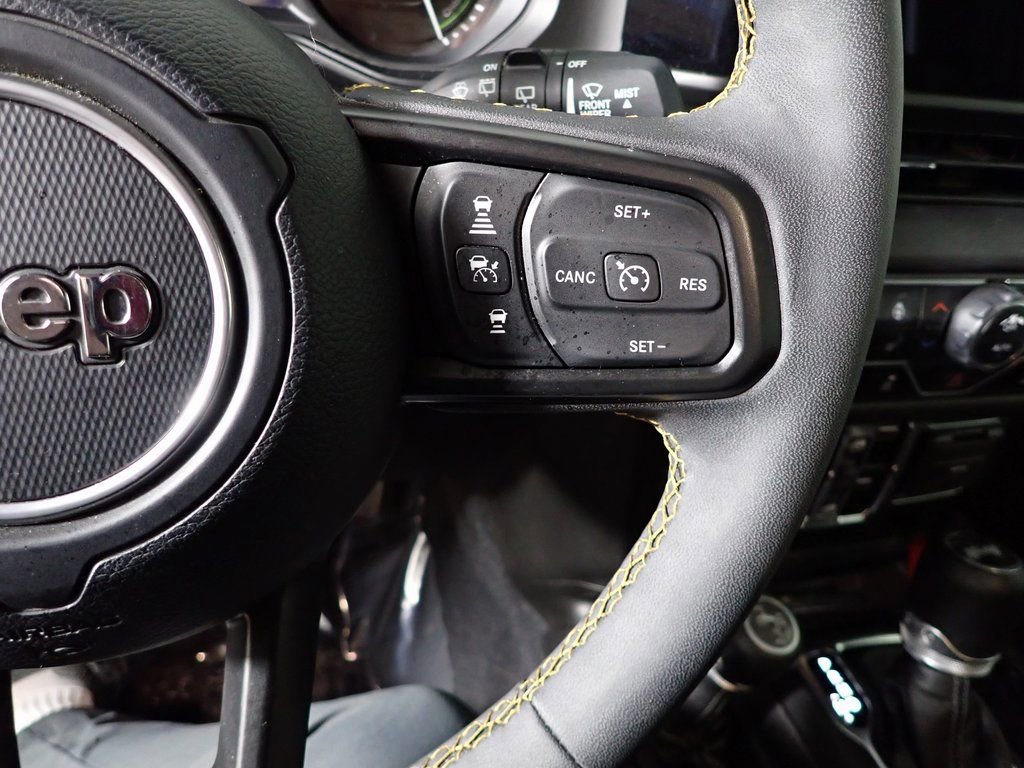 Used 2024 Jeep Wrangler Unlimited w/ Convenience Group image 24