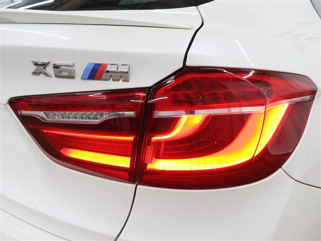 Used 2017 BMW X6 M AWD/4WD image 11