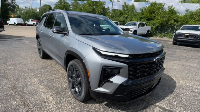 New 2026 Chevrolet Traverse RS w/ LPO, Floor Liner Package AWD/4WD image 4