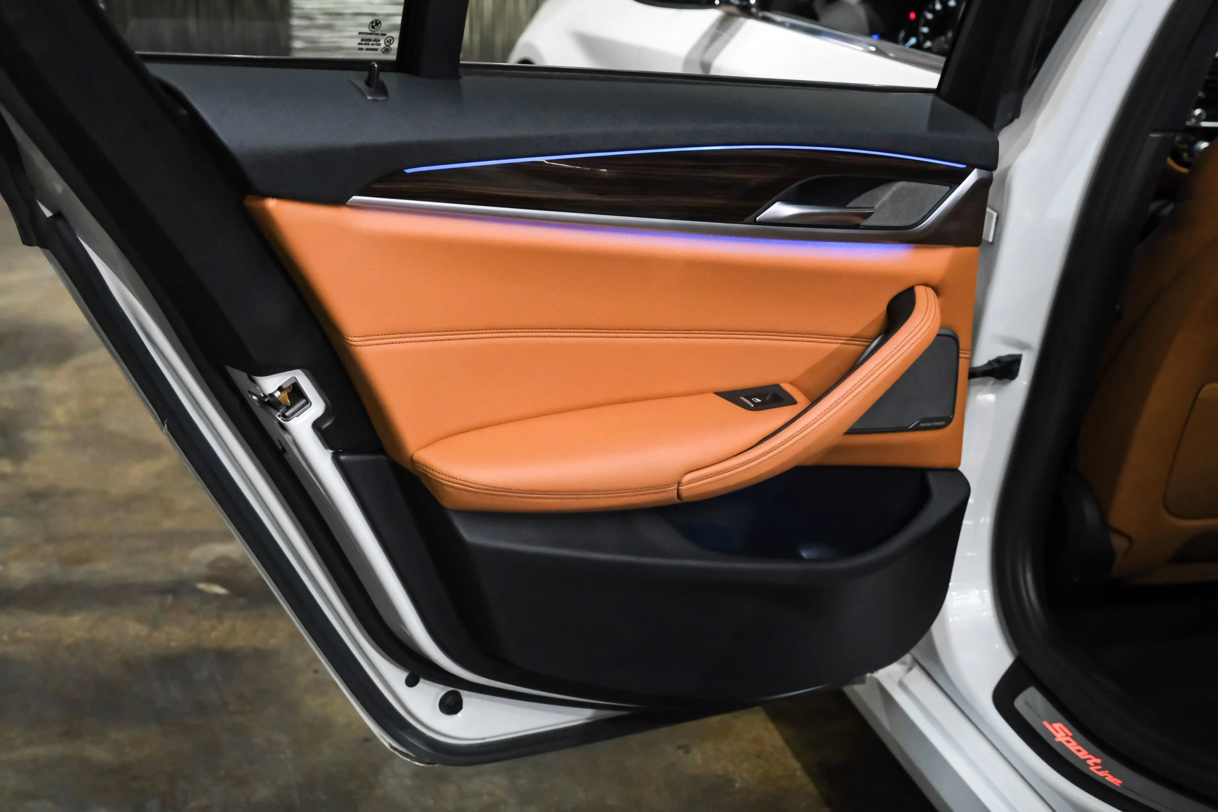 Used 2018 BMW 540i xDrive w/ Premium Package image 45