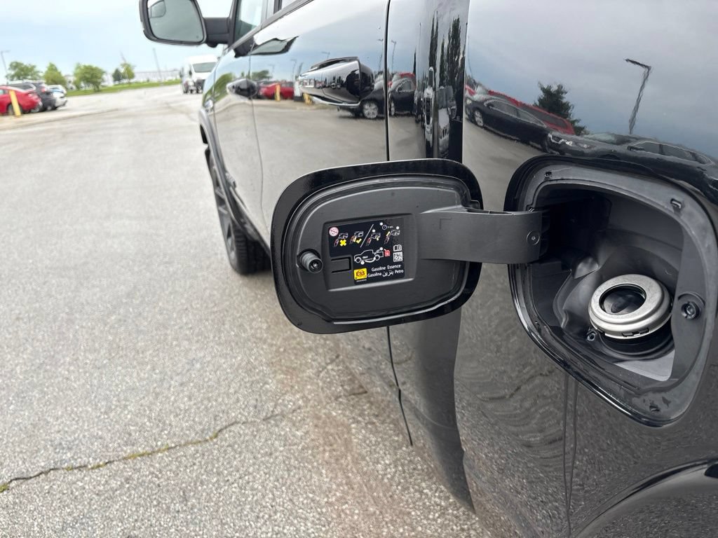 New 2026 RAM 1500 Laramie w/ Night Edition AWD/4WD image 8