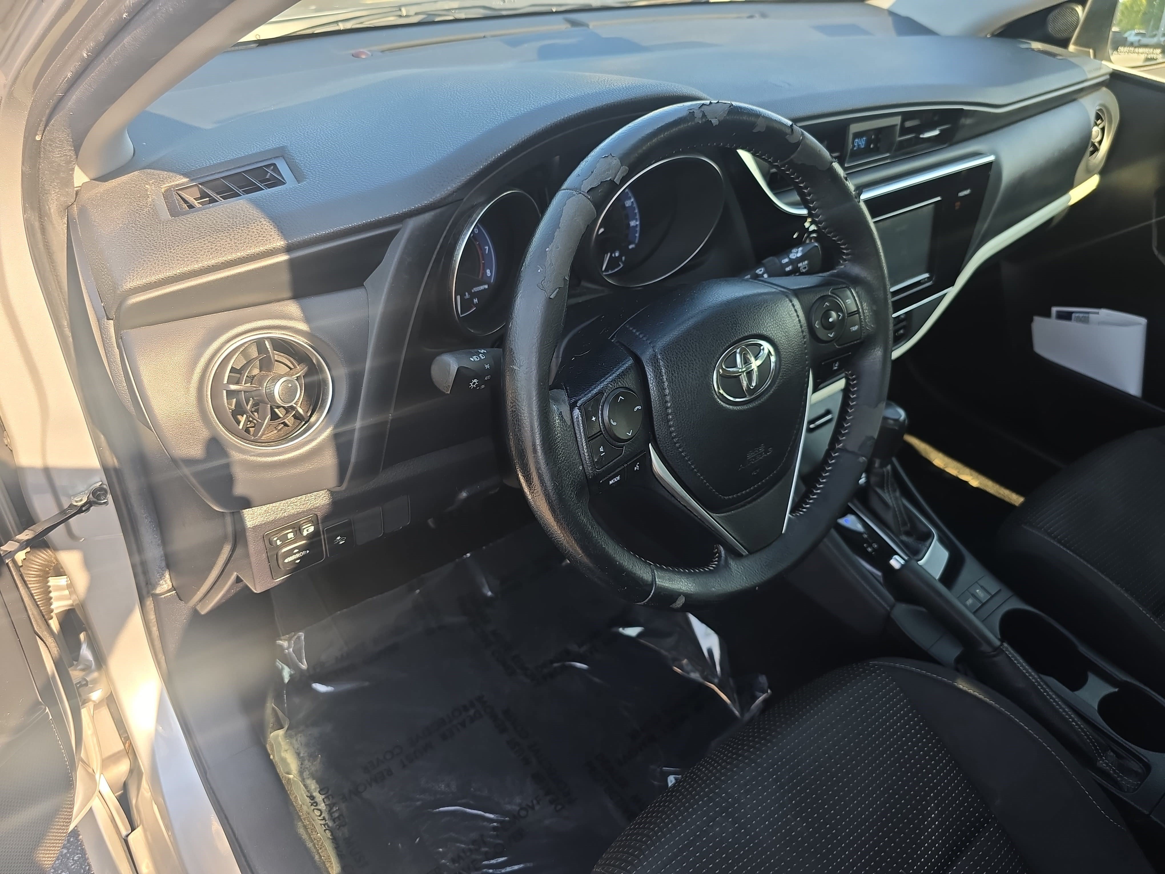 Used 2017 Toyota Corolla iM w/ Carpet Mat Package FWD image 15