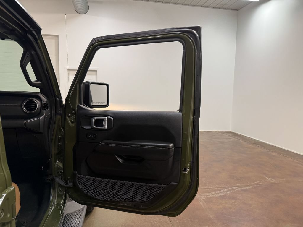 Used 2023 Jeep Wrangler Unlimited Sahara w/ Dual Top Group AWD/4WD image 60
