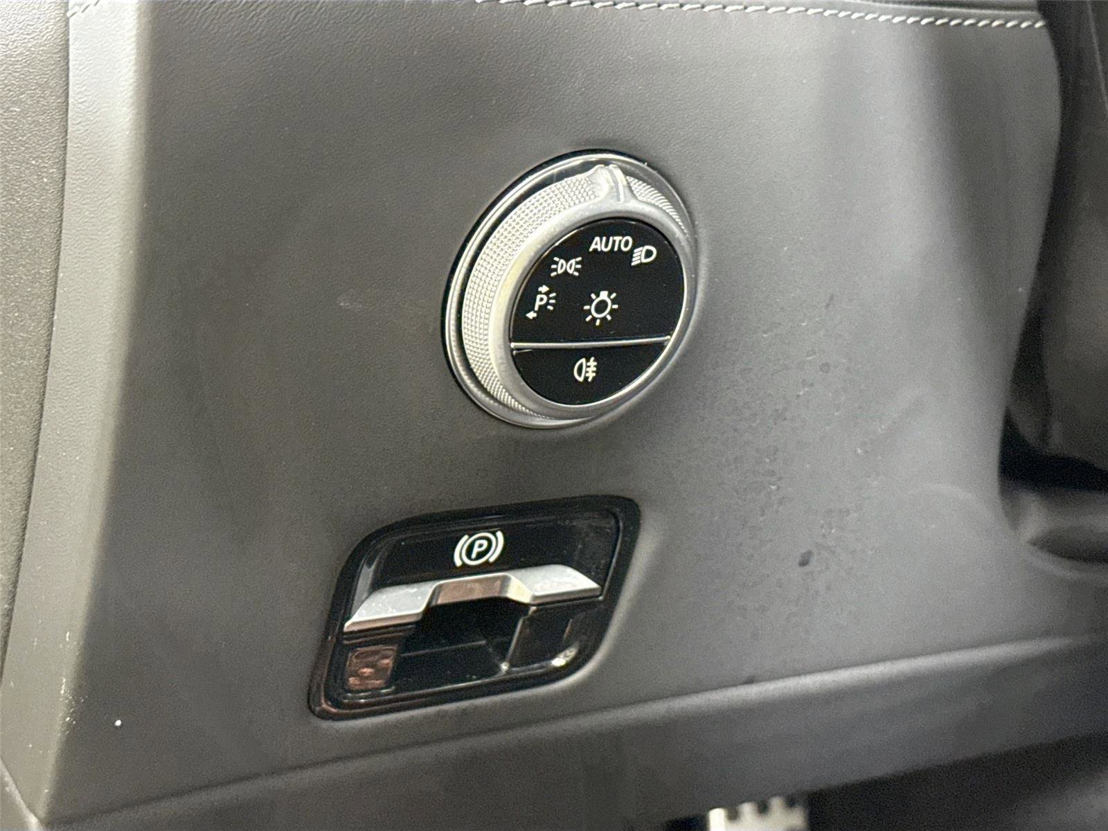 Used 2022 Mercedes-Benz SL 55 AMG 4MATIC image 23