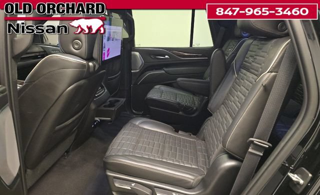 Used 2023 Cadillac Escalade Sport Platinum AWD/4WD image 13