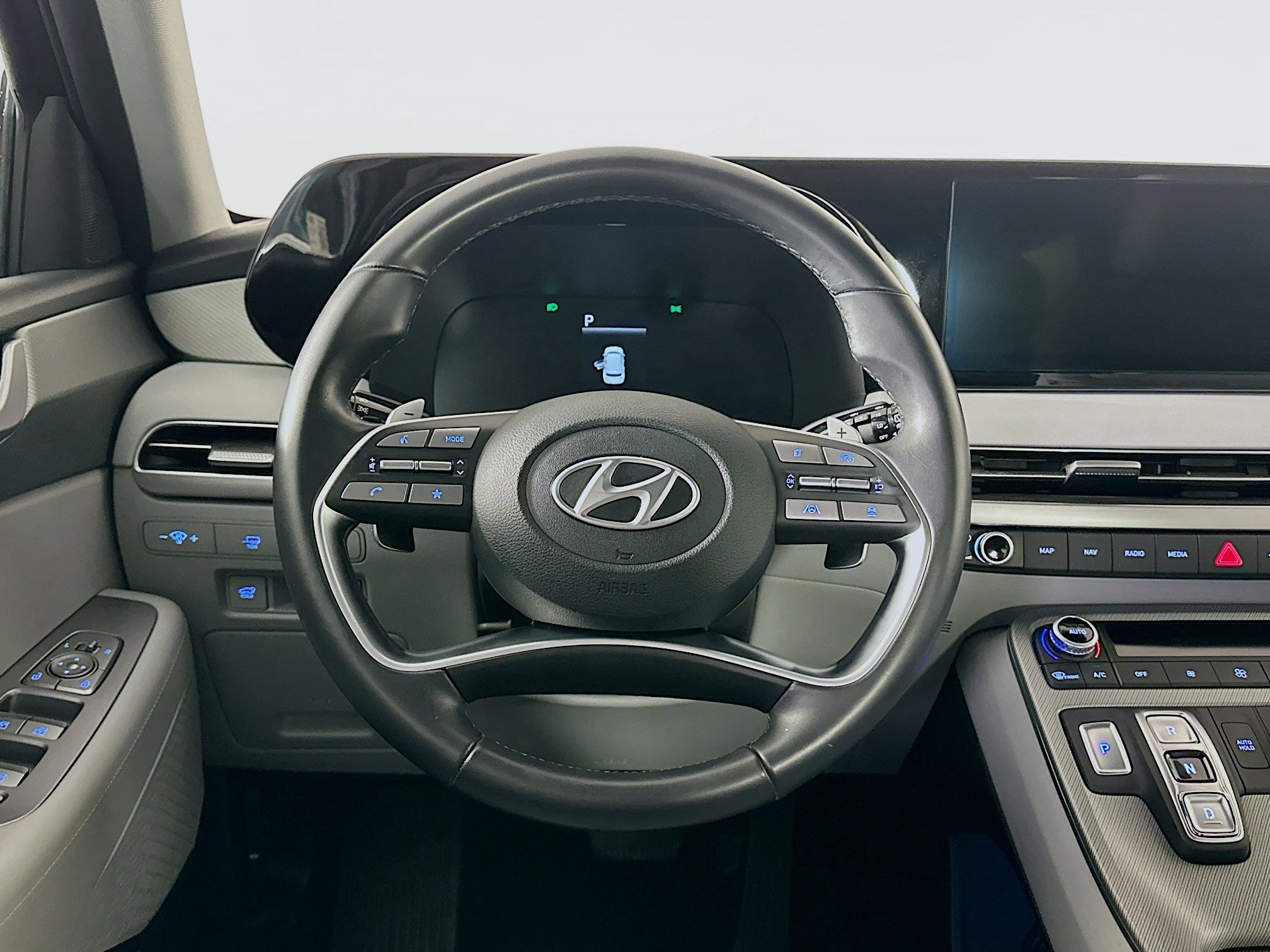 Used 2025 Hyundai Palisade SEL image 18