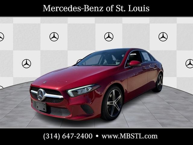 Used 2021 Mercedes-Benz A 220 4MATIC w/ Premium Package image 5