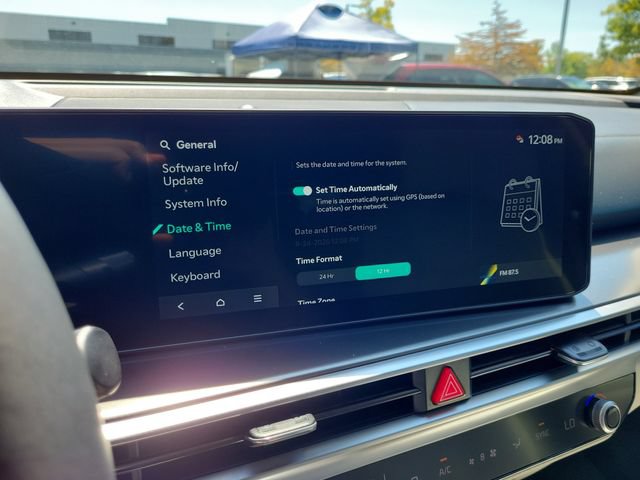 New 2026 Kia Sorento S w/ S Panoramic Sunroof Package FWD image 21