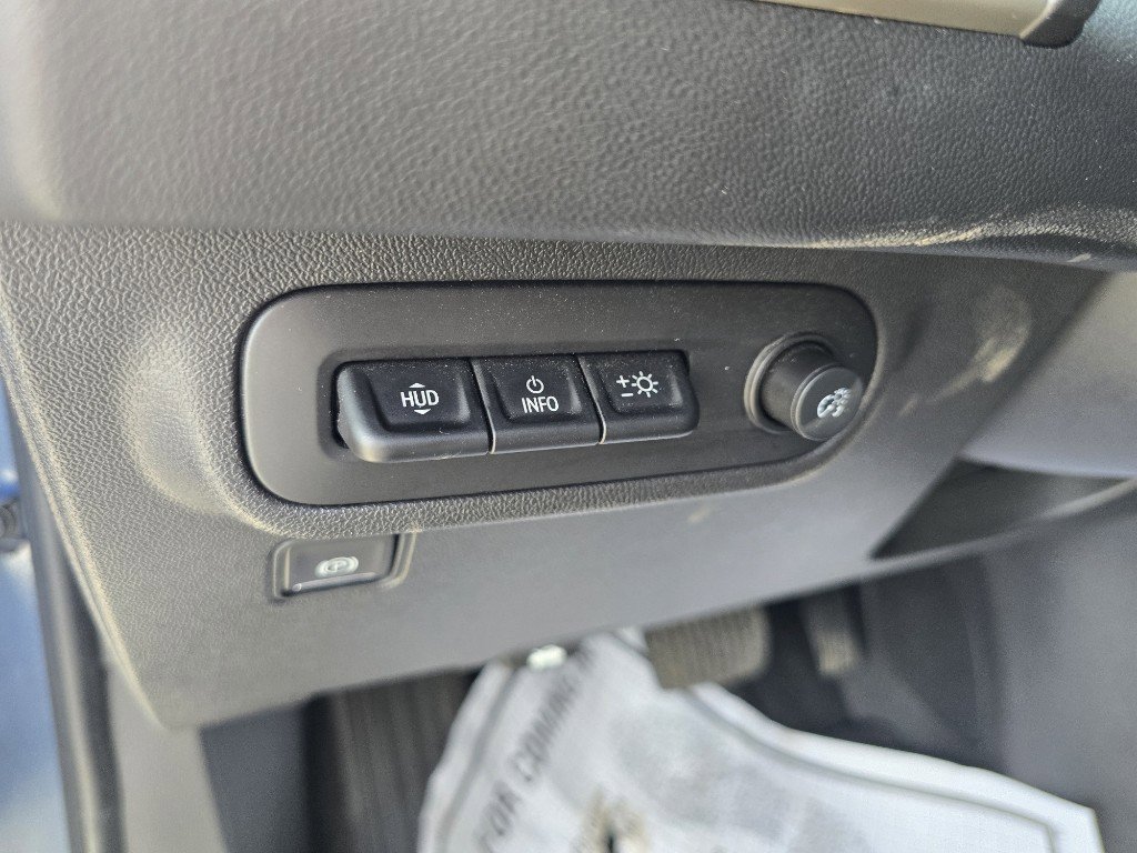 Used 2024 GMC Terrain Denali image 25