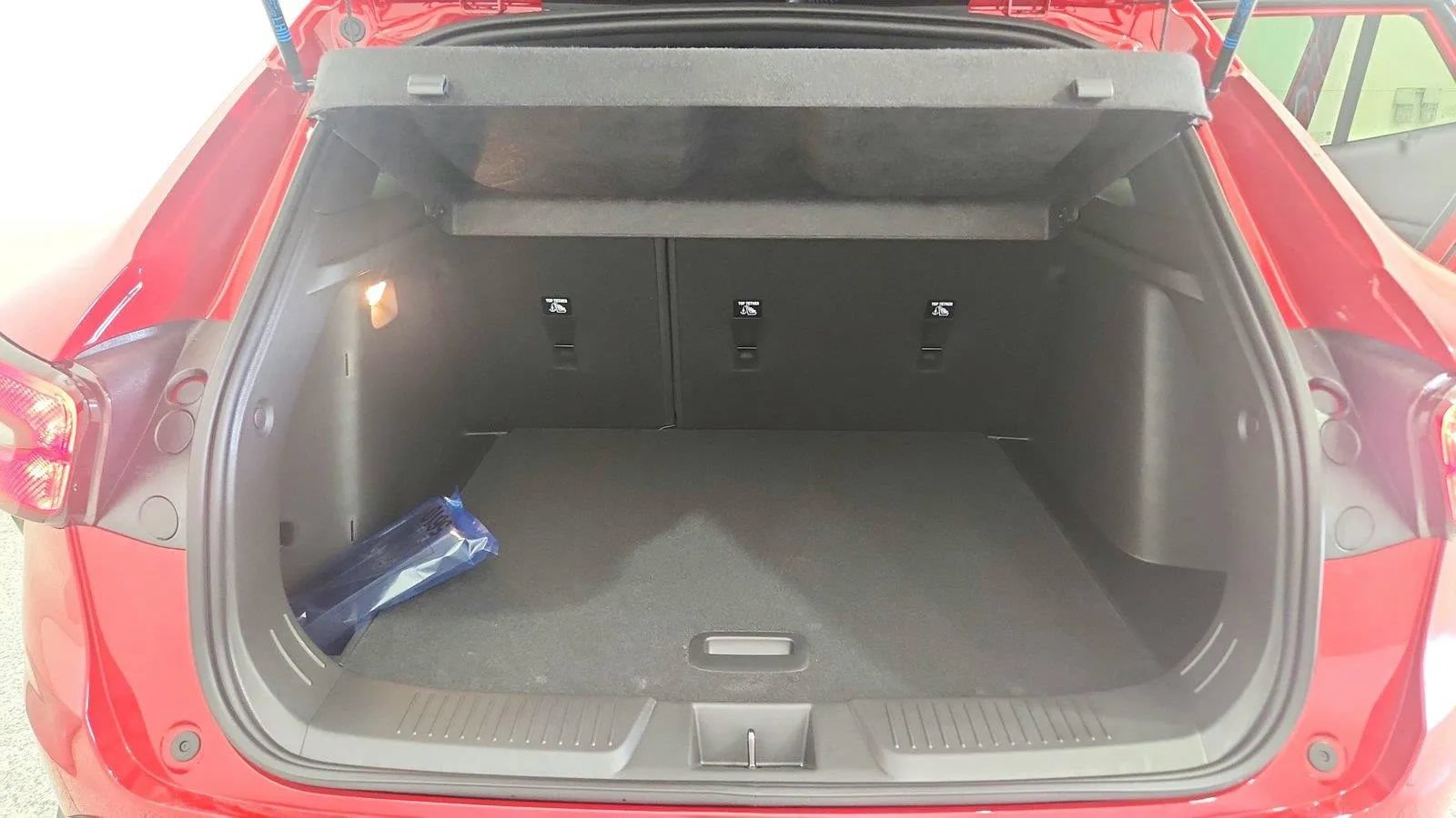 New 2026 Chevrolet Trax RS w/ Driver Confidence Package FWD image 36
