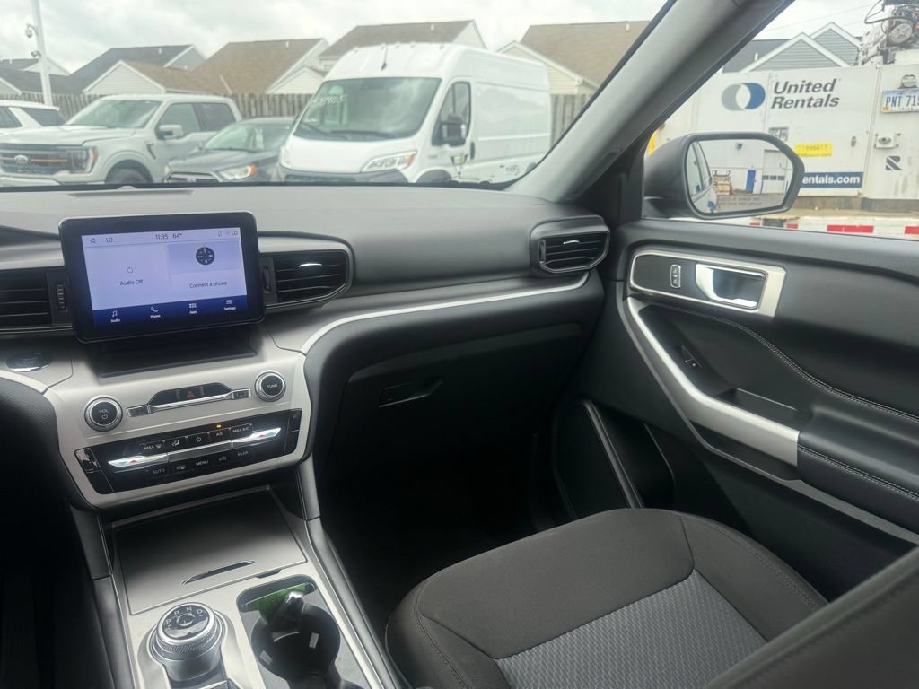 Certified 2024 Ford Explorer XLT AWD/4WD image 36