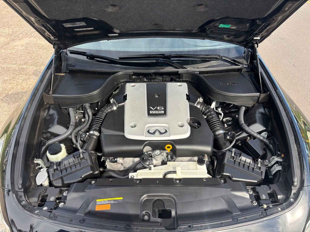 Used 2015 INFINITI Q40 w/ Navigation Package RWD image 19