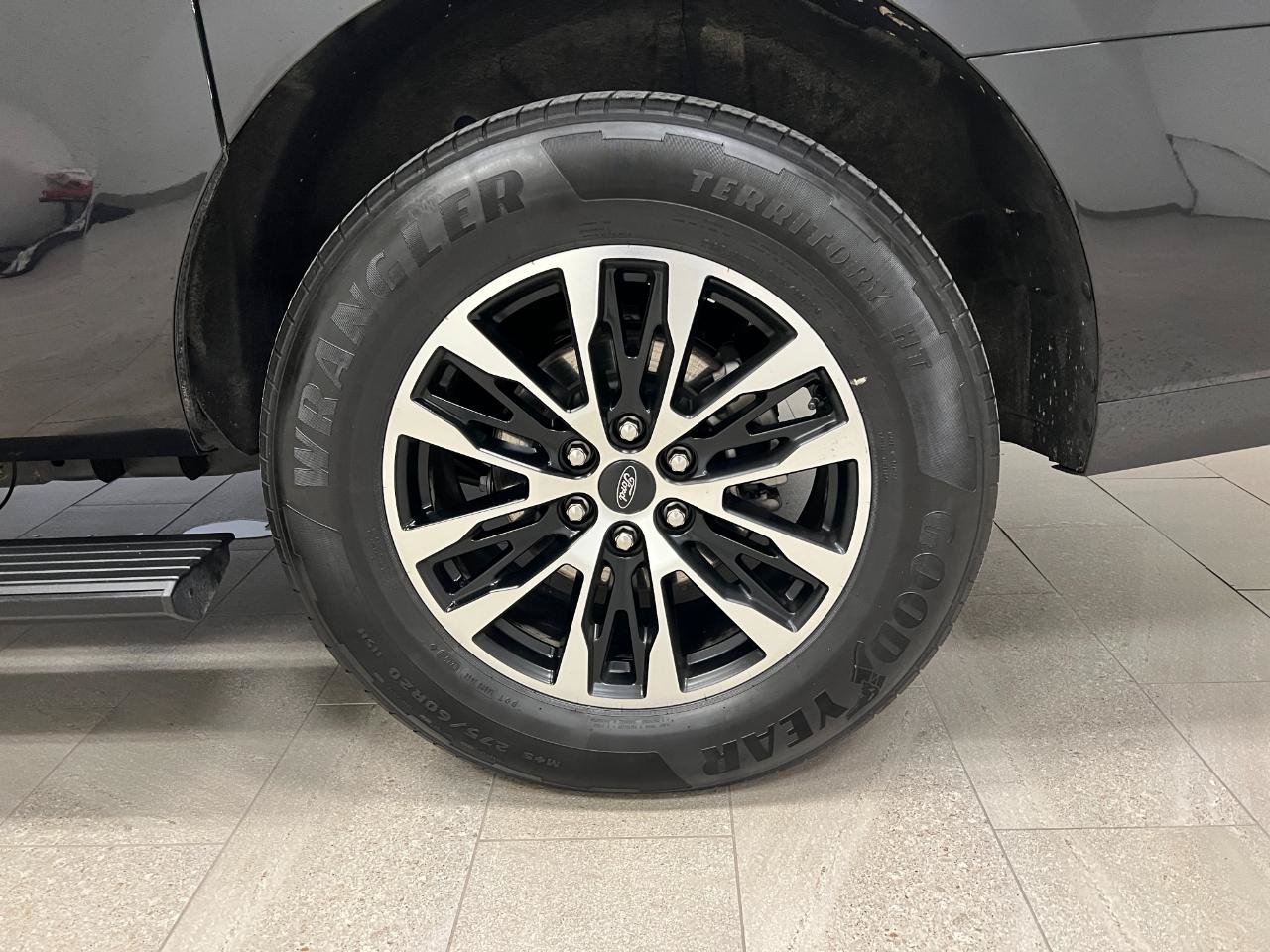 Used 2025 Ford Expedition Max Platinum AWD/4WD image 64