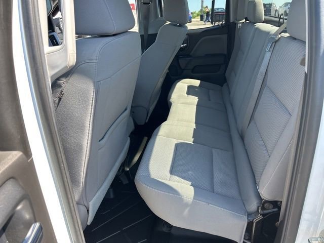 Used 2016 Chevrolet Silverado 1500 Custom w/ Trailering Package AWD/4WD image 8