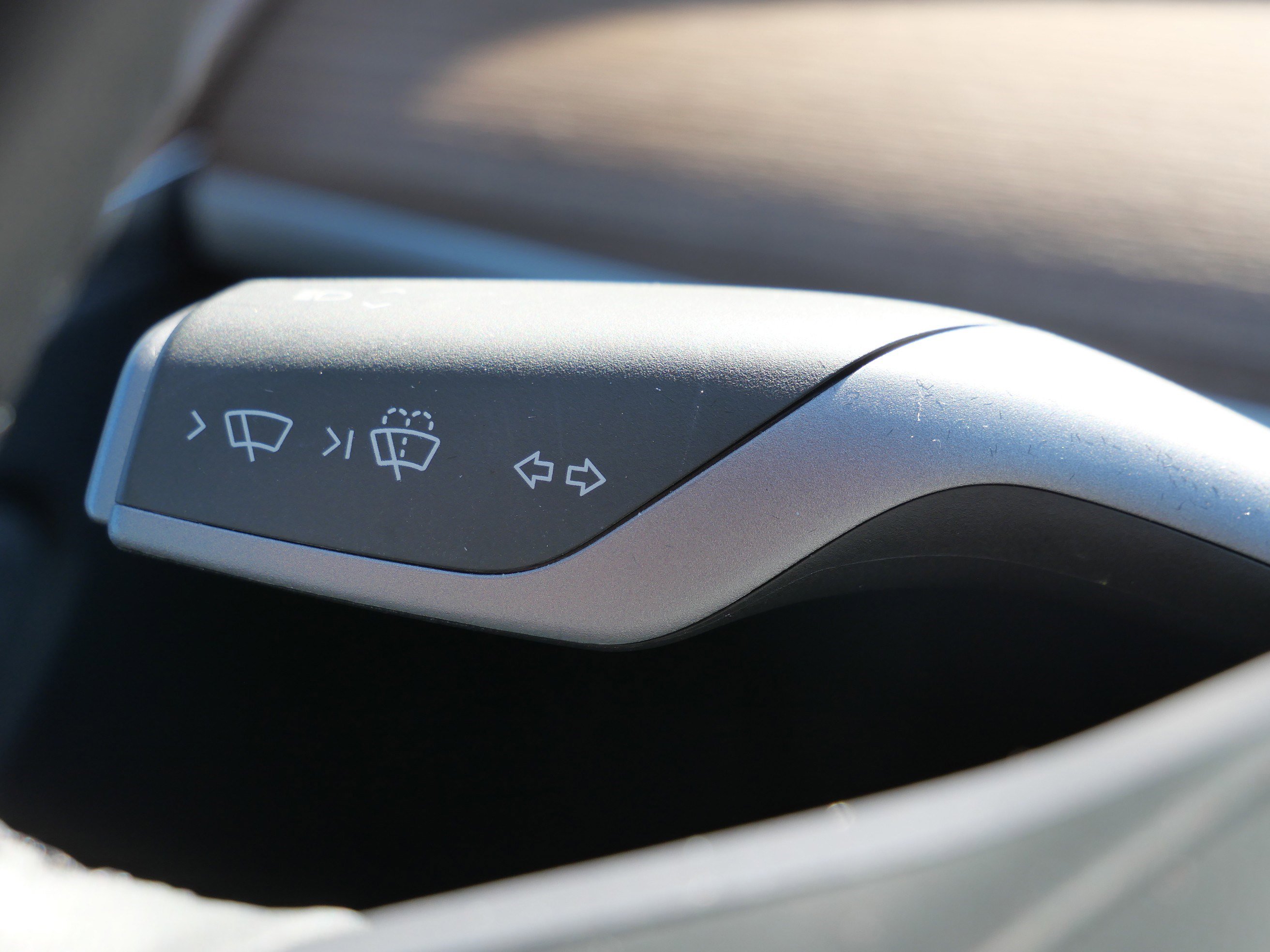 Used 2024 Tesla Model Y Long Range image 28