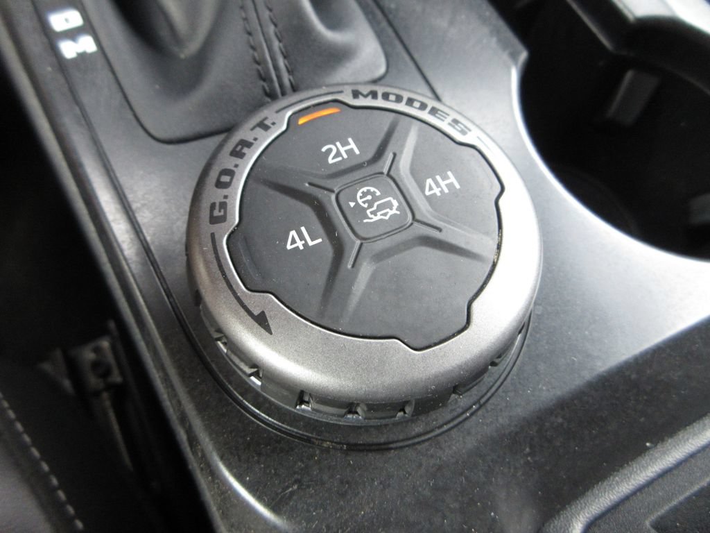 Certified 2025 Ford Bronco Outer Banks AWD/4WD image 20